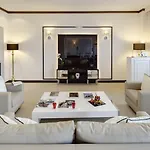 Meliá Hotel 5*