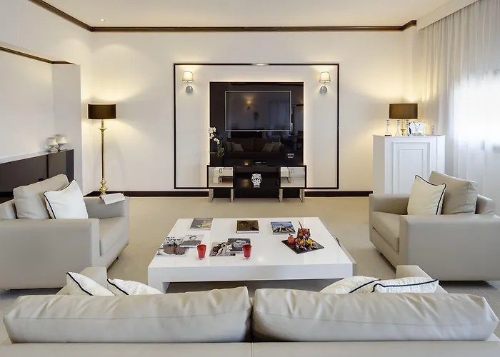 Melia Hotell 5*